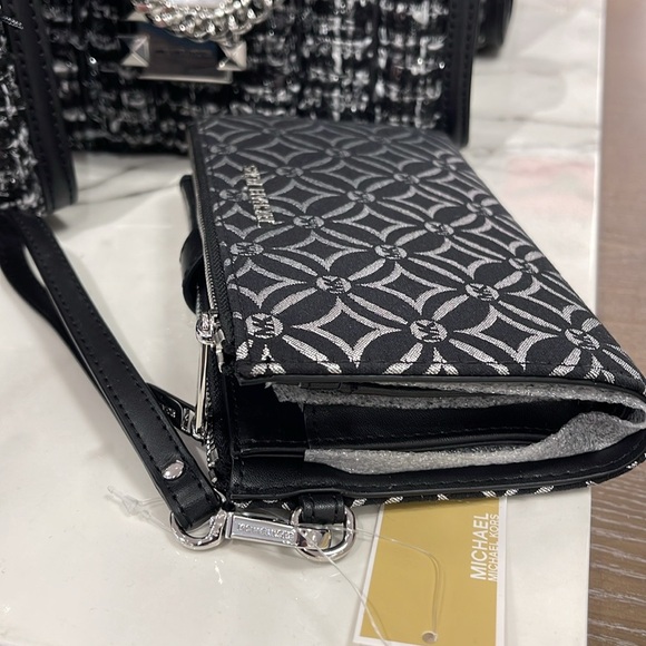 Michael Kors Jet Set Travel Large Double-Zip Wristlet-Wallet-PhoneHolder Black - Picture 2 of 16